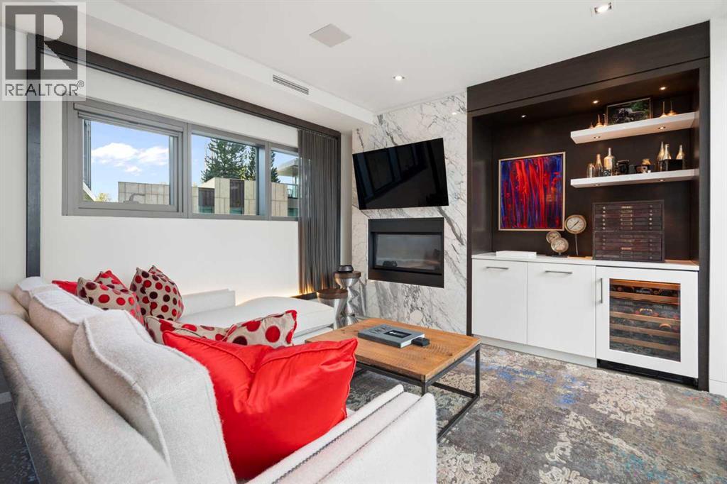 Single Family House for Sale in    Avenue SW Mission Calgary 