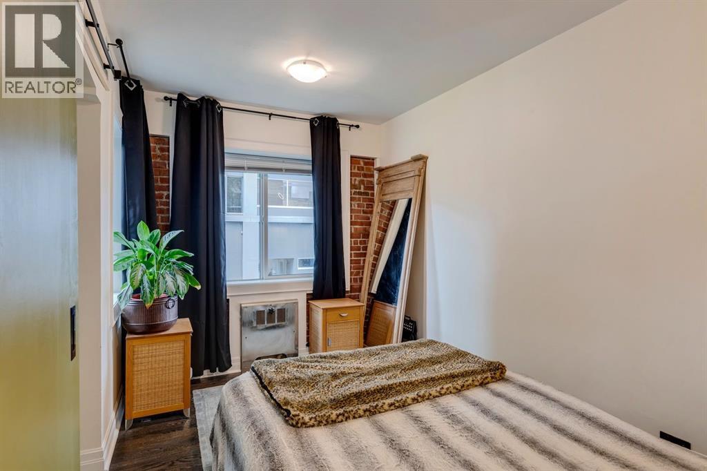 Photo 14 of 26 330 19 Avenue Sw, Calgary AB