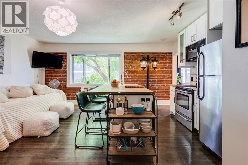 Photo 3 of 26 330 19 Avenue Sw, Calgary AB