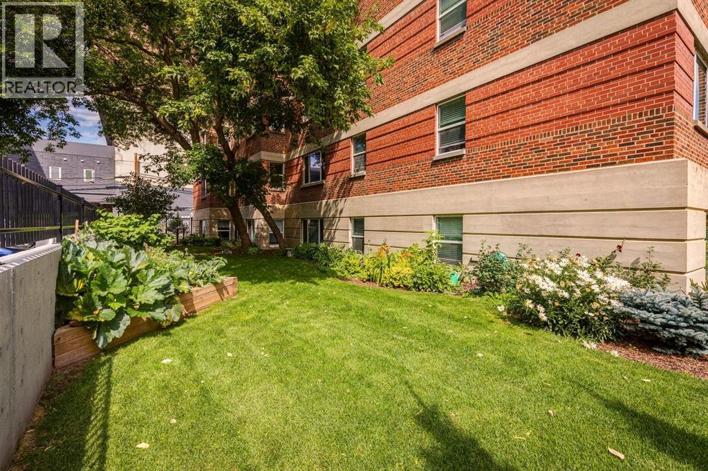 Photo 18 of 26 330 19 Avenue Sw, Calgary AB