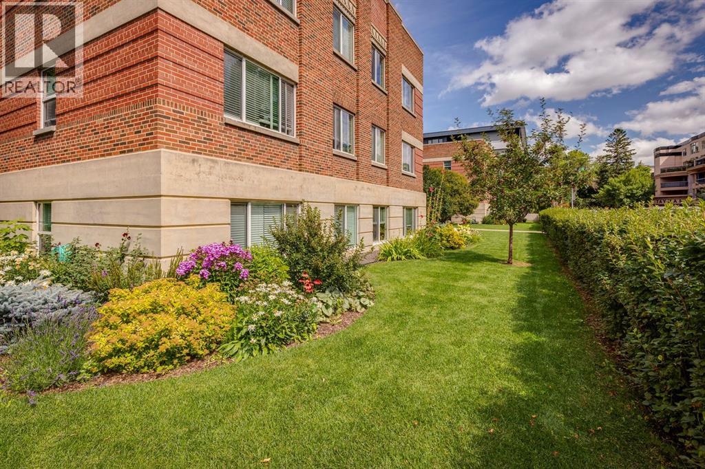 Photo 19 of 26 330 19 Avenue Sw, Calgary AB