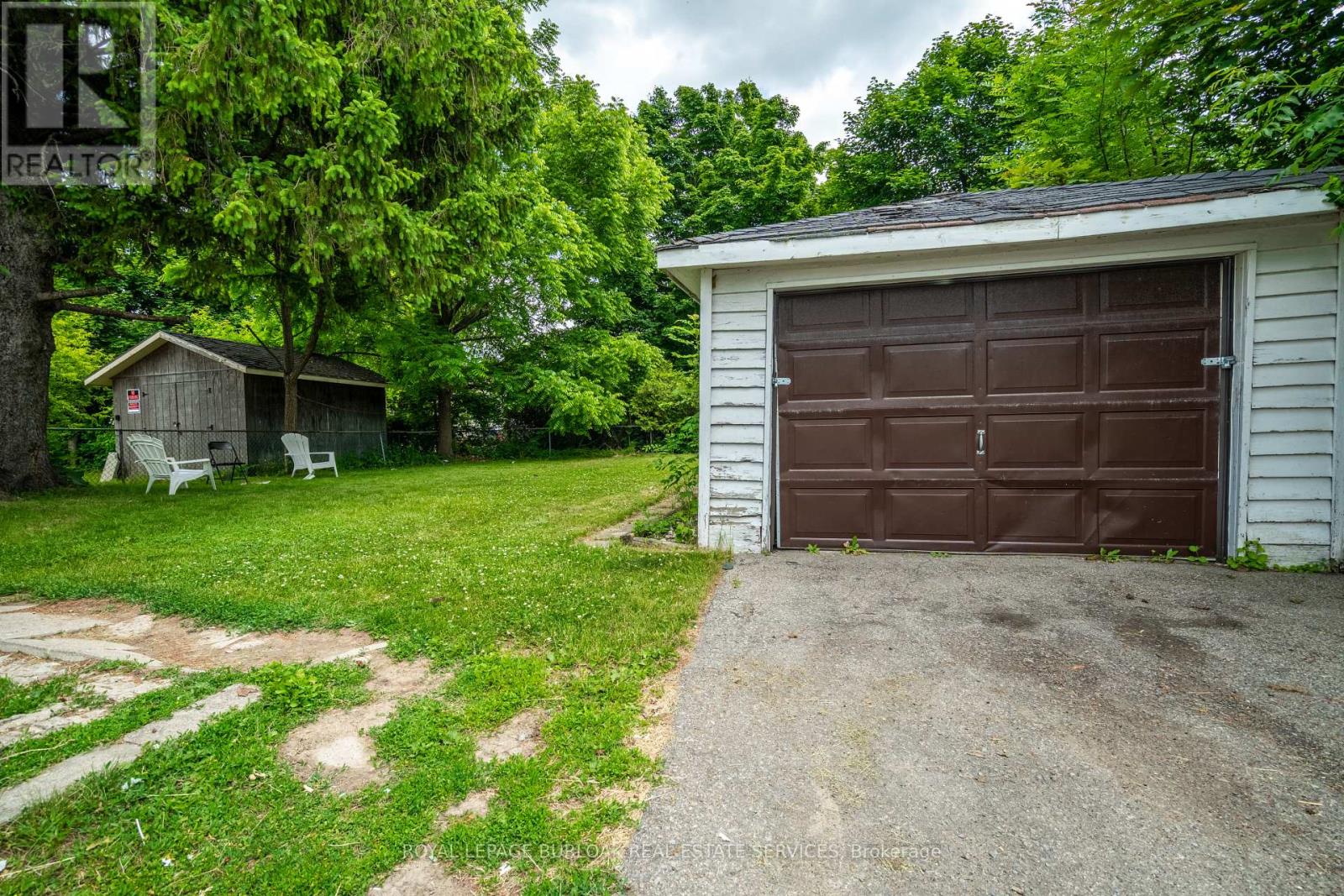 Photo 3 of 241 West 5th Street, Hamilton ON