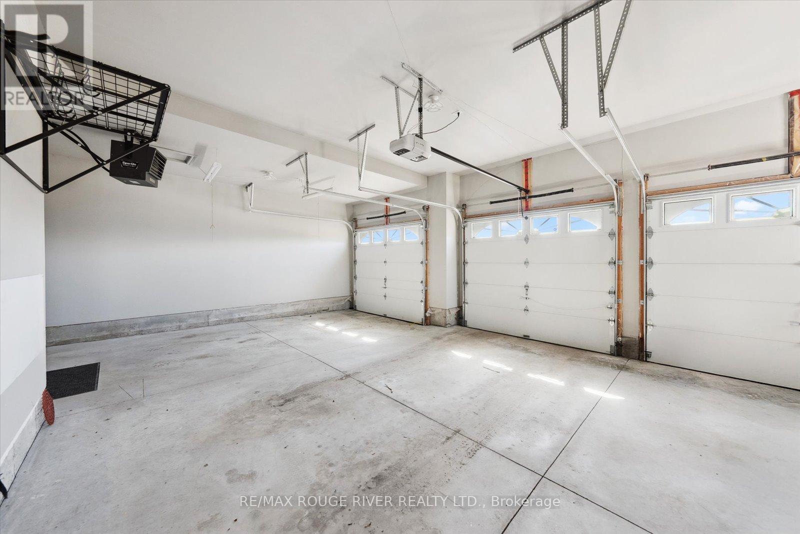 Photo 22 of 38 Charles Tilley Crescent, Clarington ON