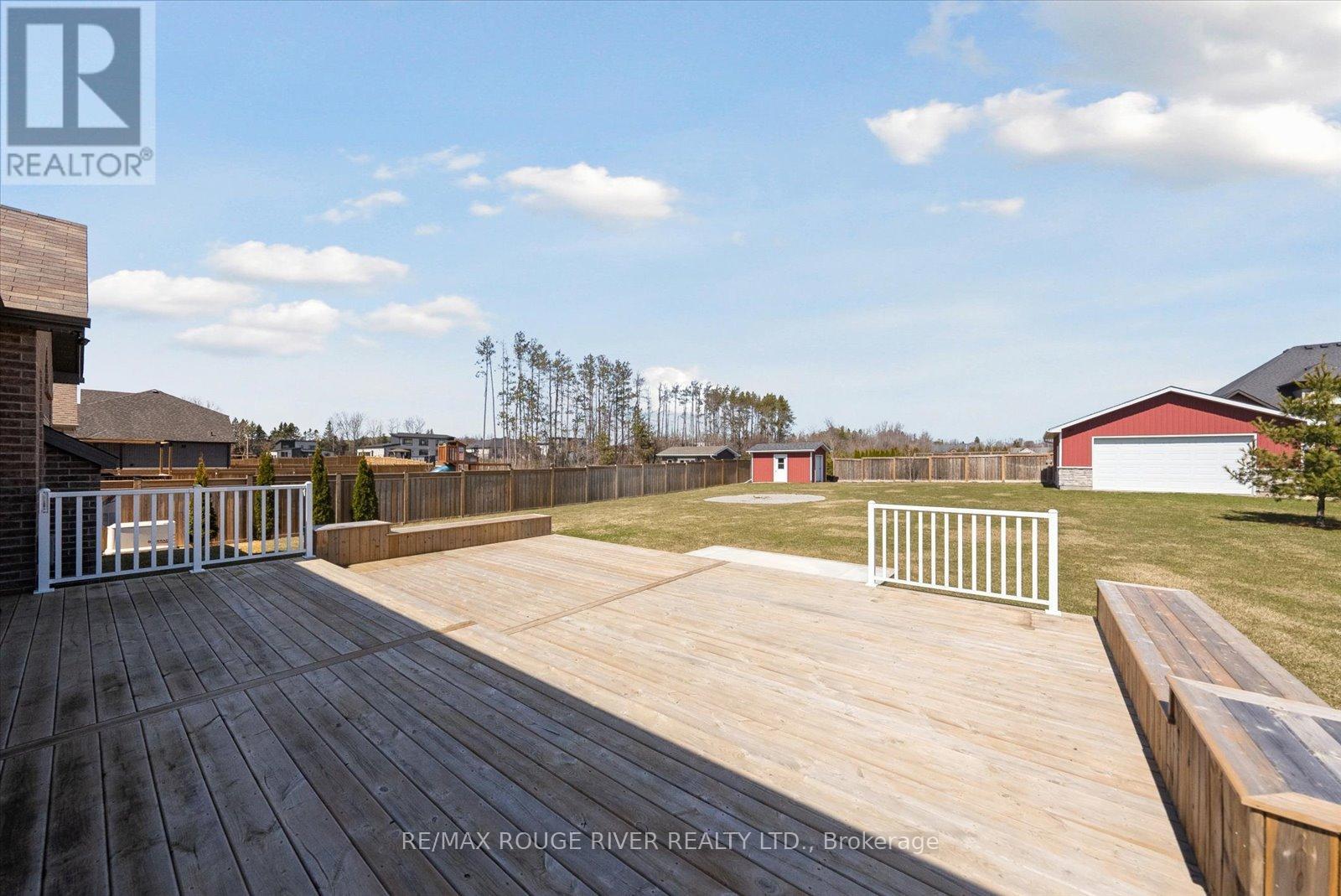 Photo 4 of 38 Charles Tilley Crescent, Clarington ON