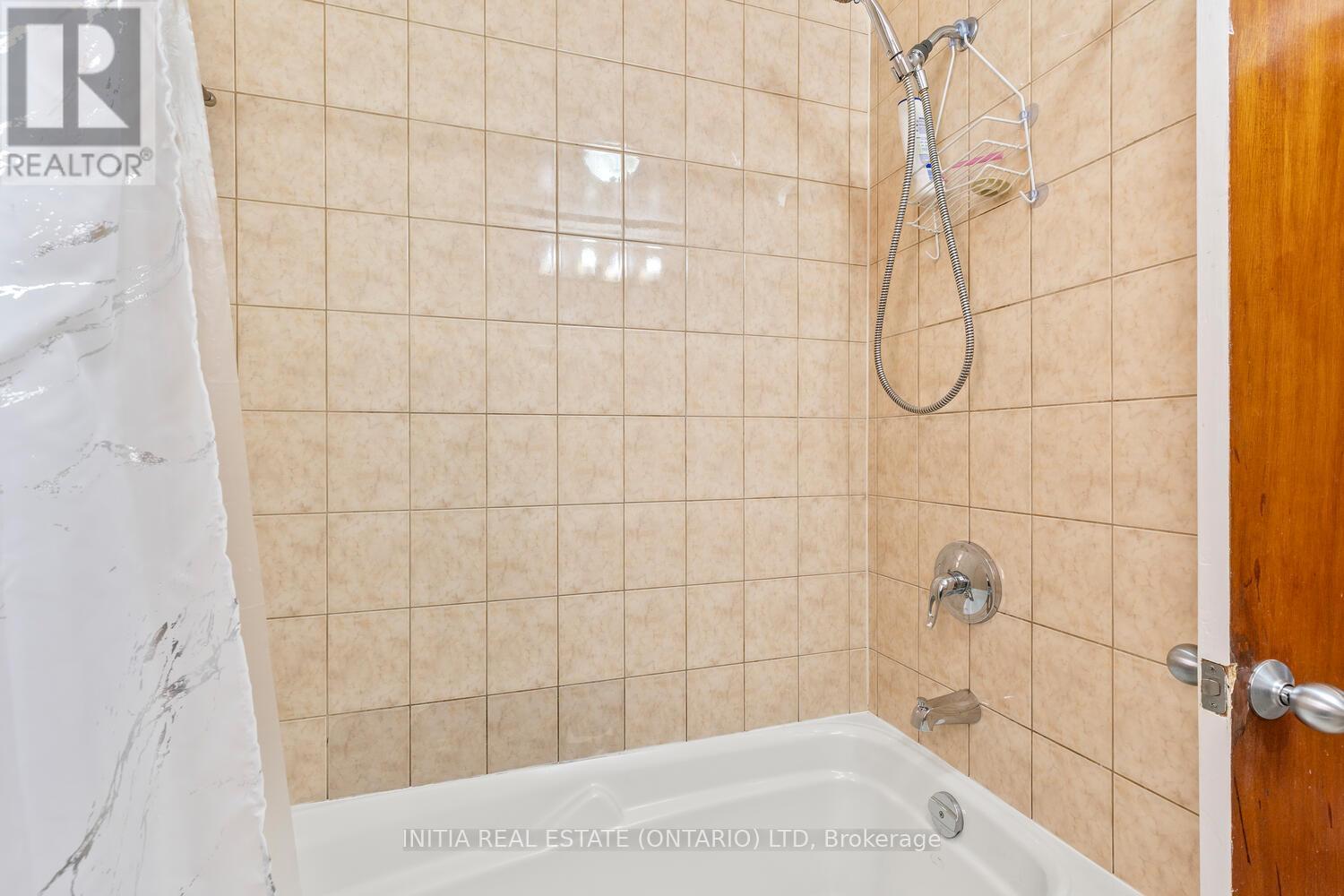 Photo 27 of 38 North Edgely Avenue, Toronto ON