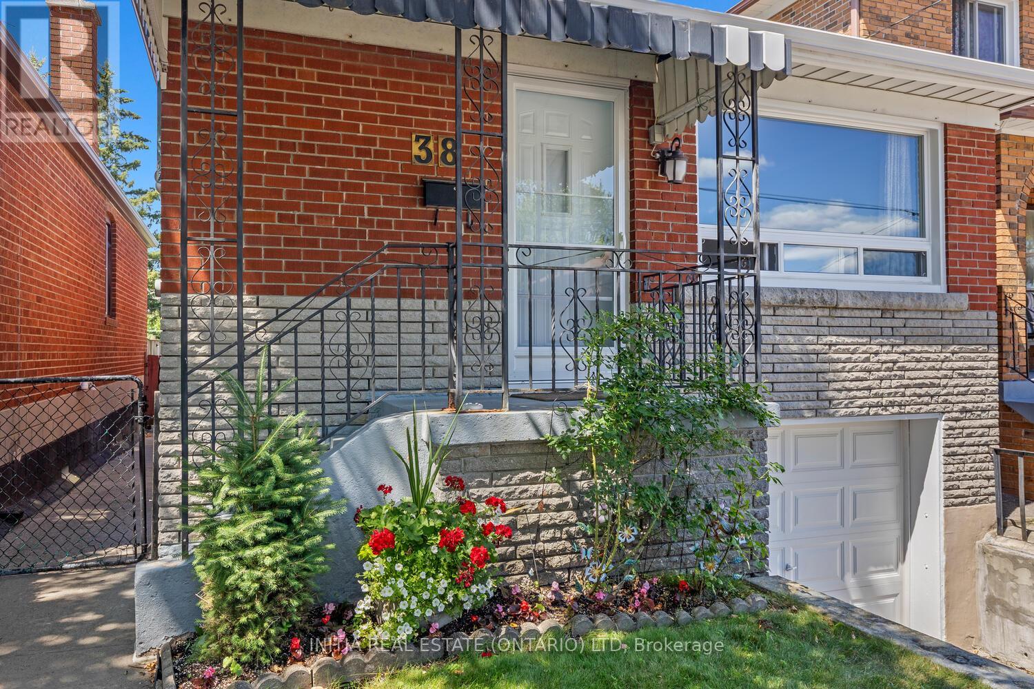Photo 42 of 38 North Edgely Avenue, Toronto ON