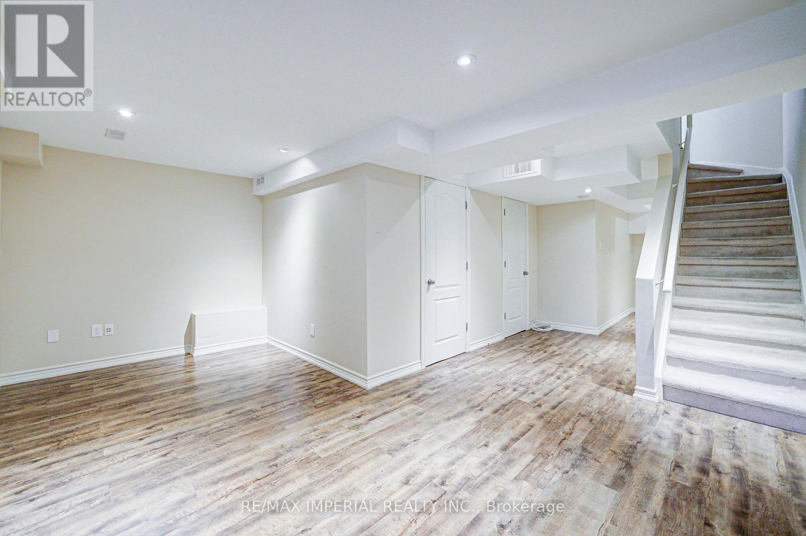 Photo 2 of 63 All Points Drive, Whitchurchstouffville ON
