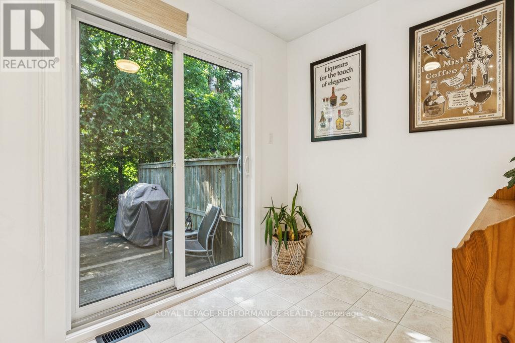 Photo 18 of 68 1732 Shamandura Lane, Ottawa ON