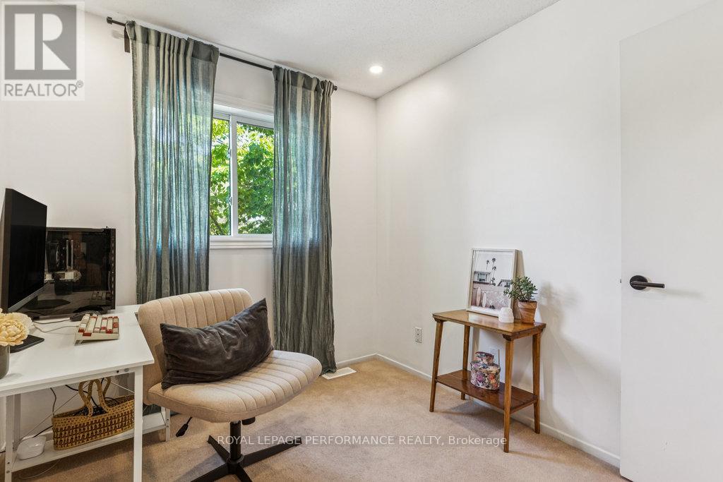 Photo 36 of 68 1732 Shamandura Lane, Ottawa ON