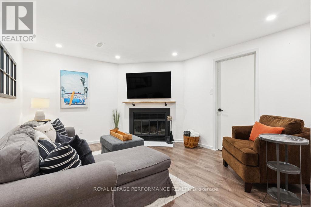 Photo 38 of 68 1732 Shamandura Lane, Ottawa ON