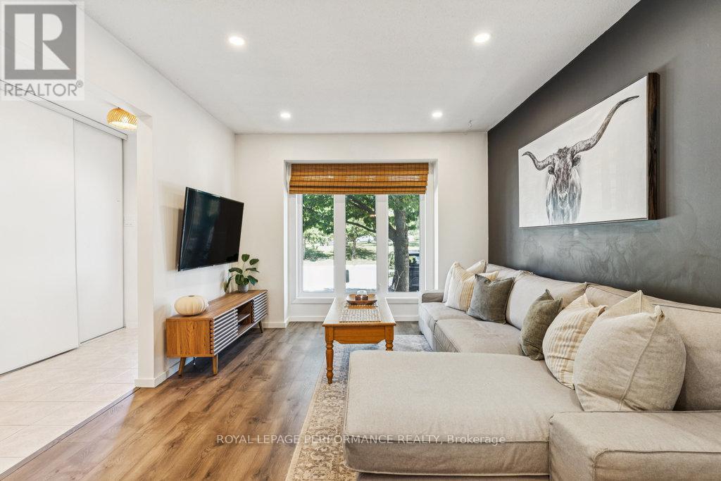 Photo 7 of 68 1732 Shamandura Lane, Ottawa ON