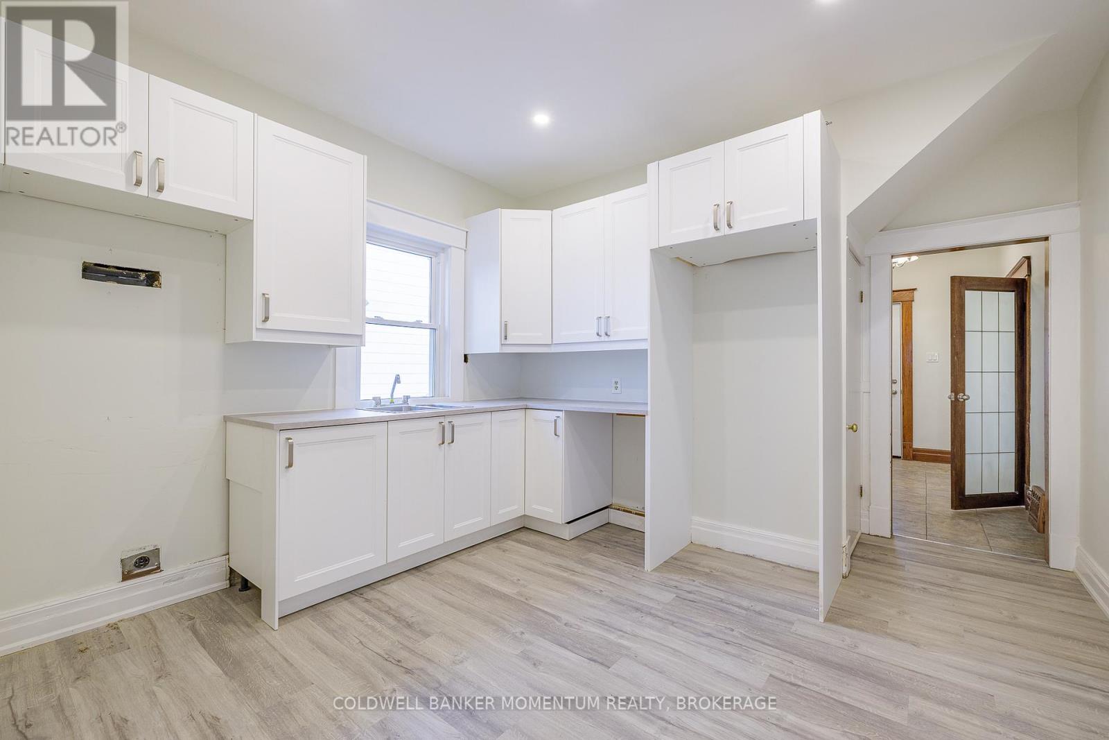 Photo 34 of 4759 Epworth Circle, Niagara Falls ON