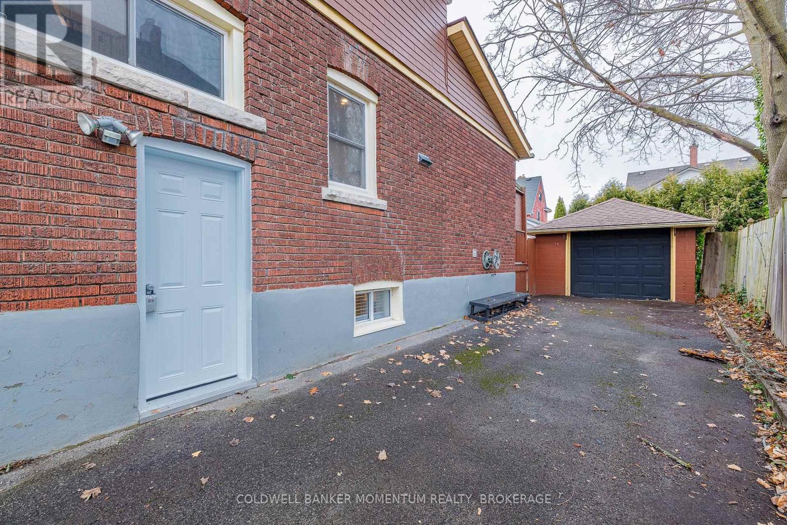 Photo 38 of 4759 Epworth Circle, Niagara Falls ON