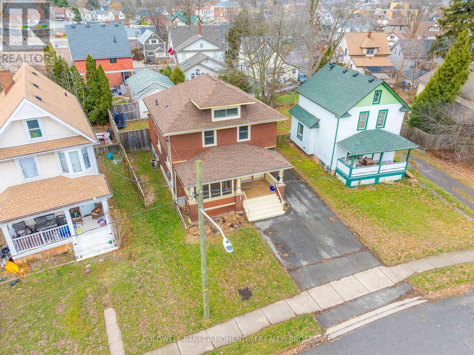 Photo 16 of 4759 Epworth Circle, Niagara Falls ON