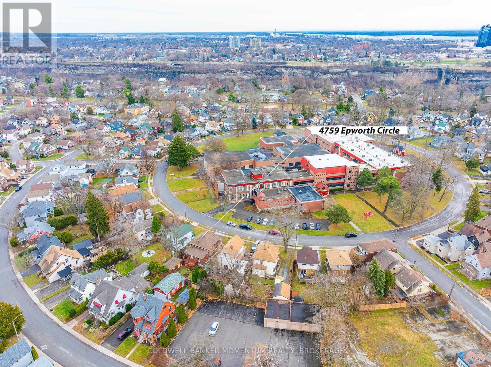 Photo 48 of 4759 Epworth Circle, Niagara Falls ON