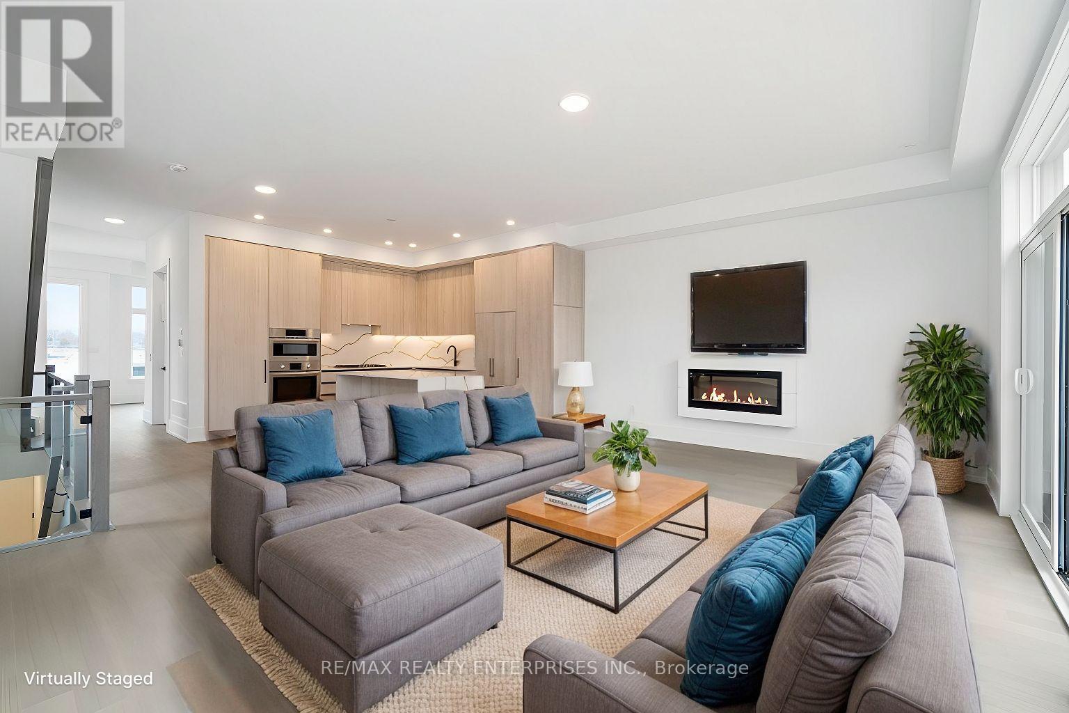 Photo 11 of 99 100 Coveside Drive, Mississauga ON