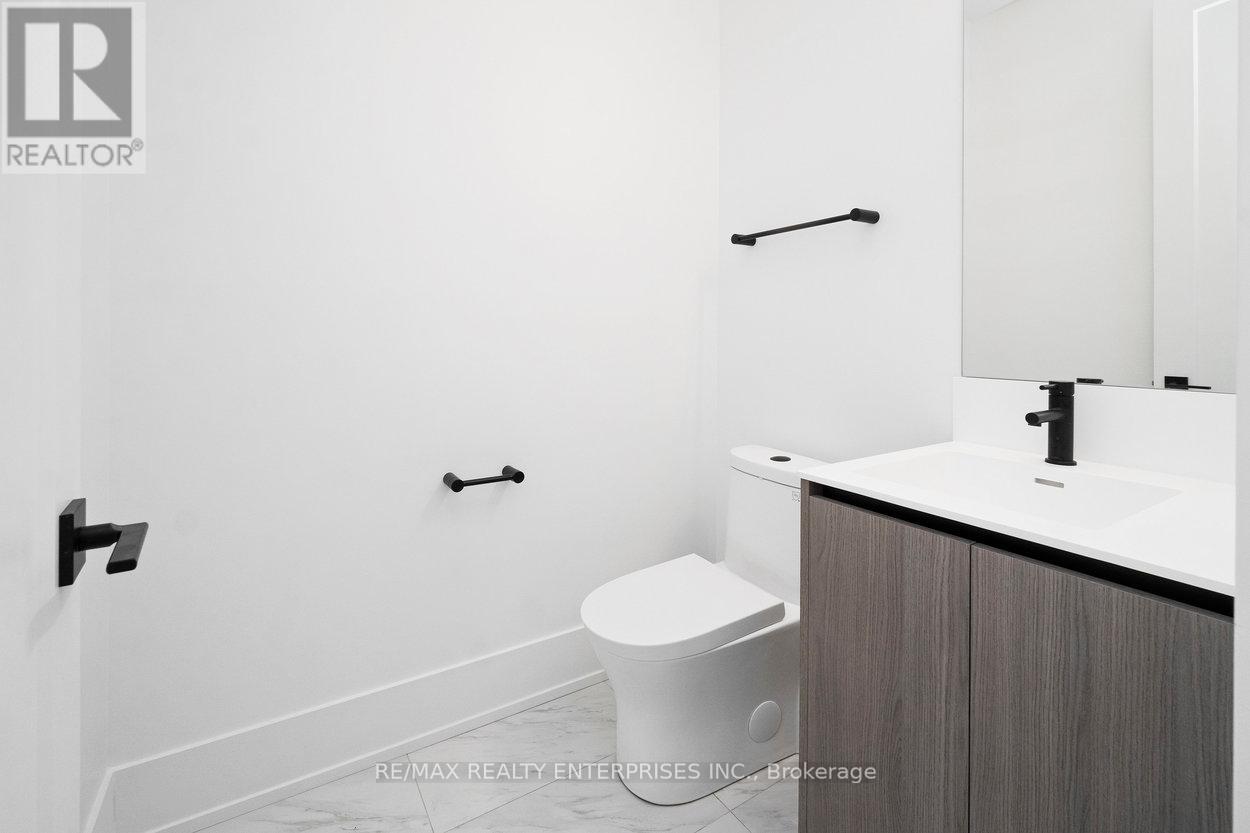 Photo 7 of 99 100 Coveside Drive, Mississauga ON
