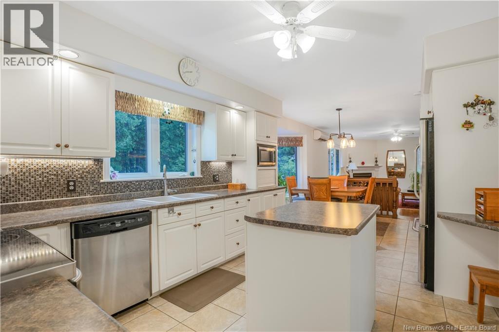 Photo 10 of 33 Howe Crescent, Oromocto NB