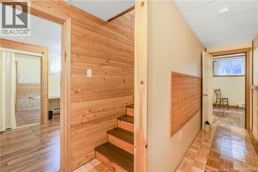 Photo 34 of 33 Howe Crescent, Oromocto NB