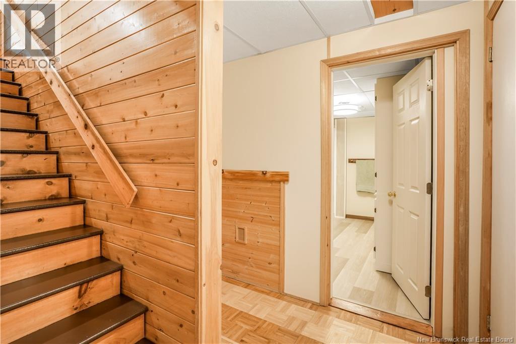 Photo 37 of 33 Howe Crescent, Oromocto NB