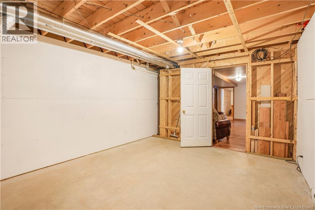 Photo 42 of 33 Howe Crescent, Oromocto NB