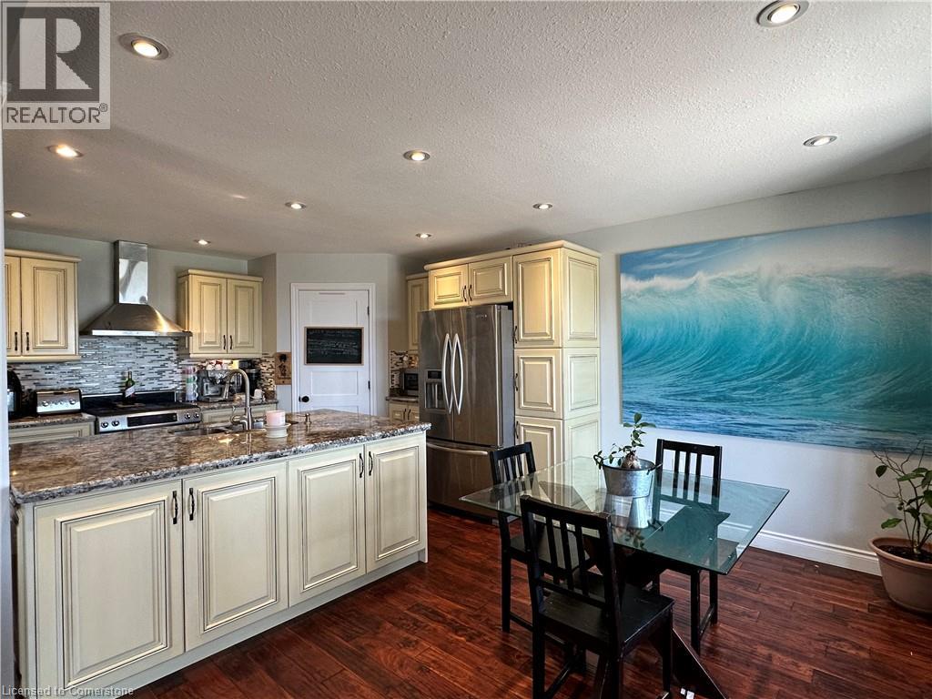 Photo 22 of 2801 North Shore Drive, Lowbanks ON