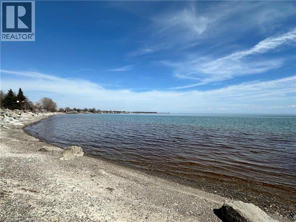 Photo 6 of 2801 North Shore Drive, Lowbanks ON