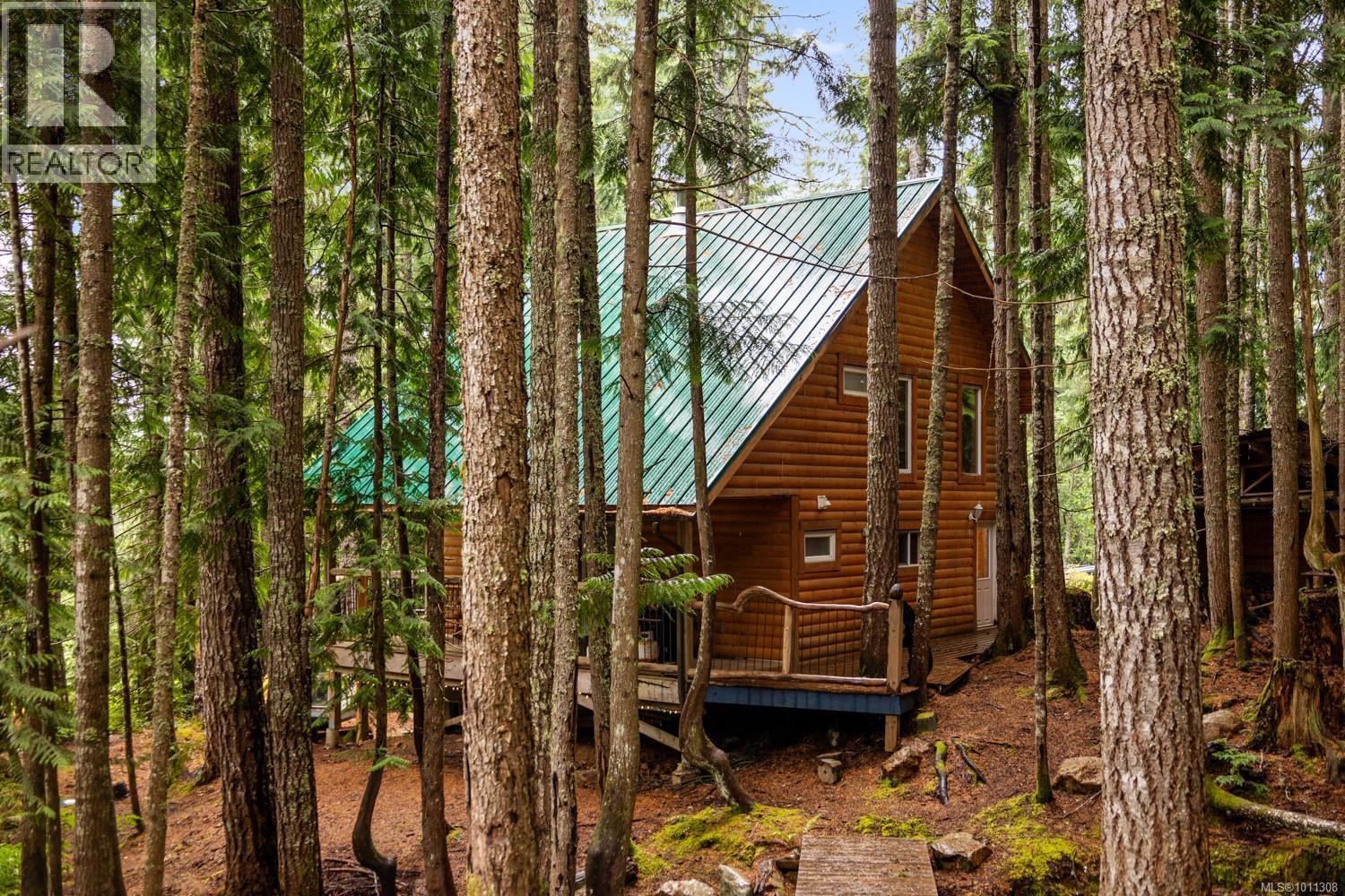 5459 Bradley Rd, Courtenay