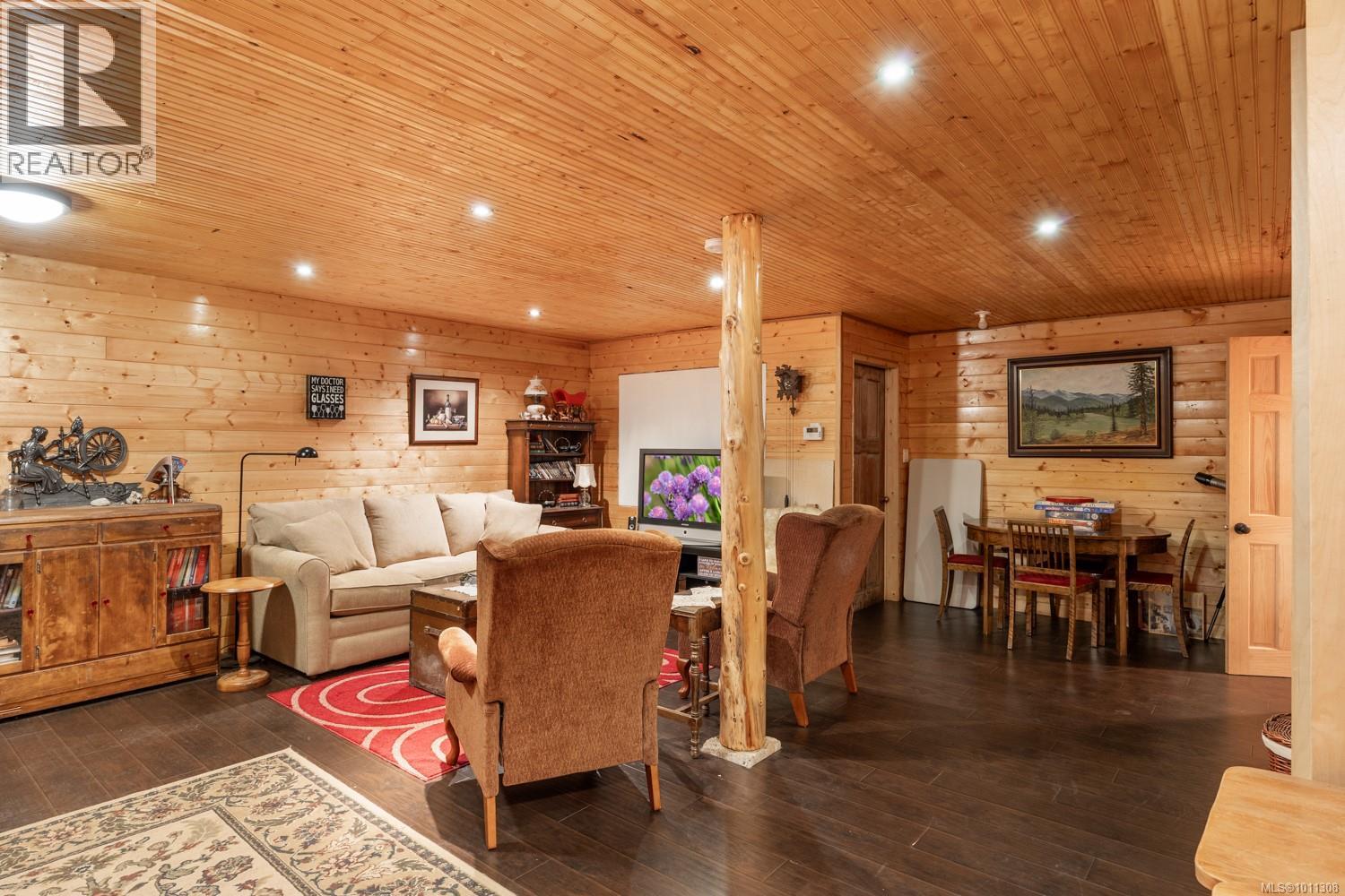 5459 Bradley Rd, Courtenay