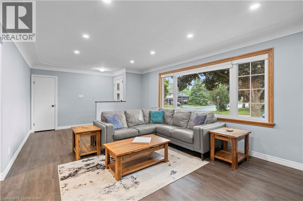 Photo 10 of 2 West 22nd Street, Hamilton ON