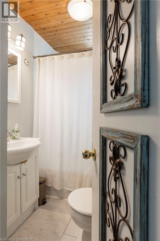 Photo 26 of 123 Canby Street, Thorold ON