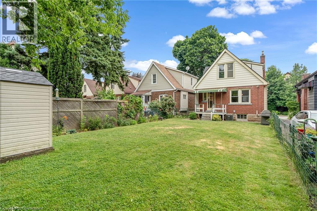 Photo 5 of 52 Delaware Avenue, Hamilton ON