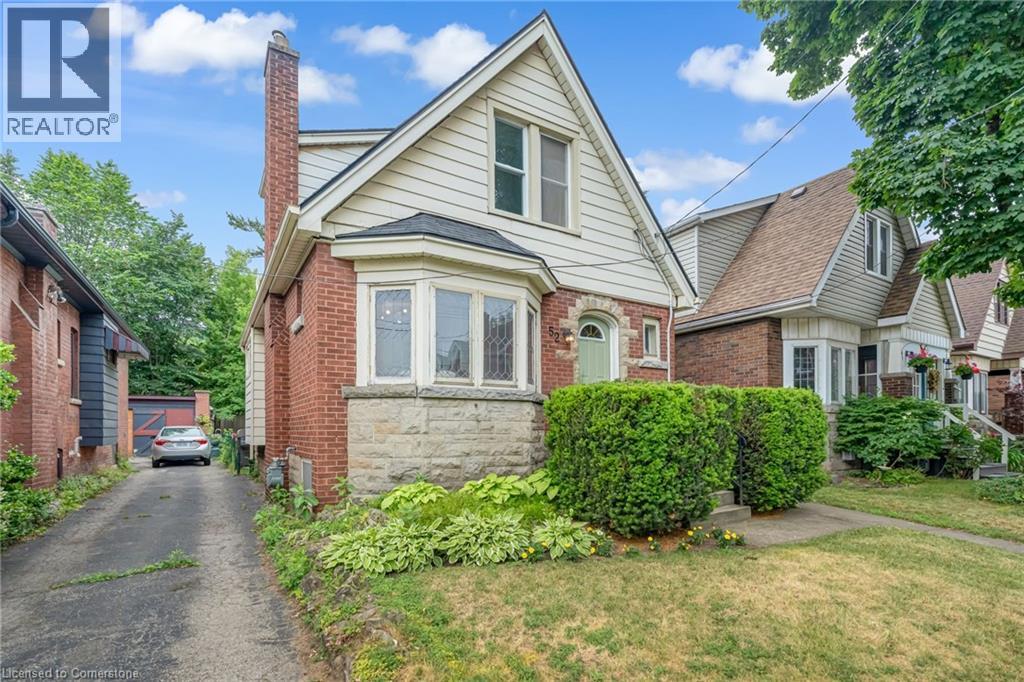 Photo 4 of 52 Delaware Avenue, Hamilton ON