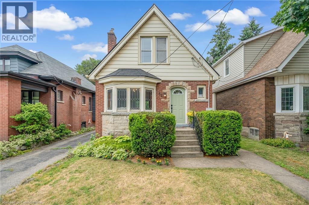 Photo 3 of 52 Delaware Avenue, Hamilton ON