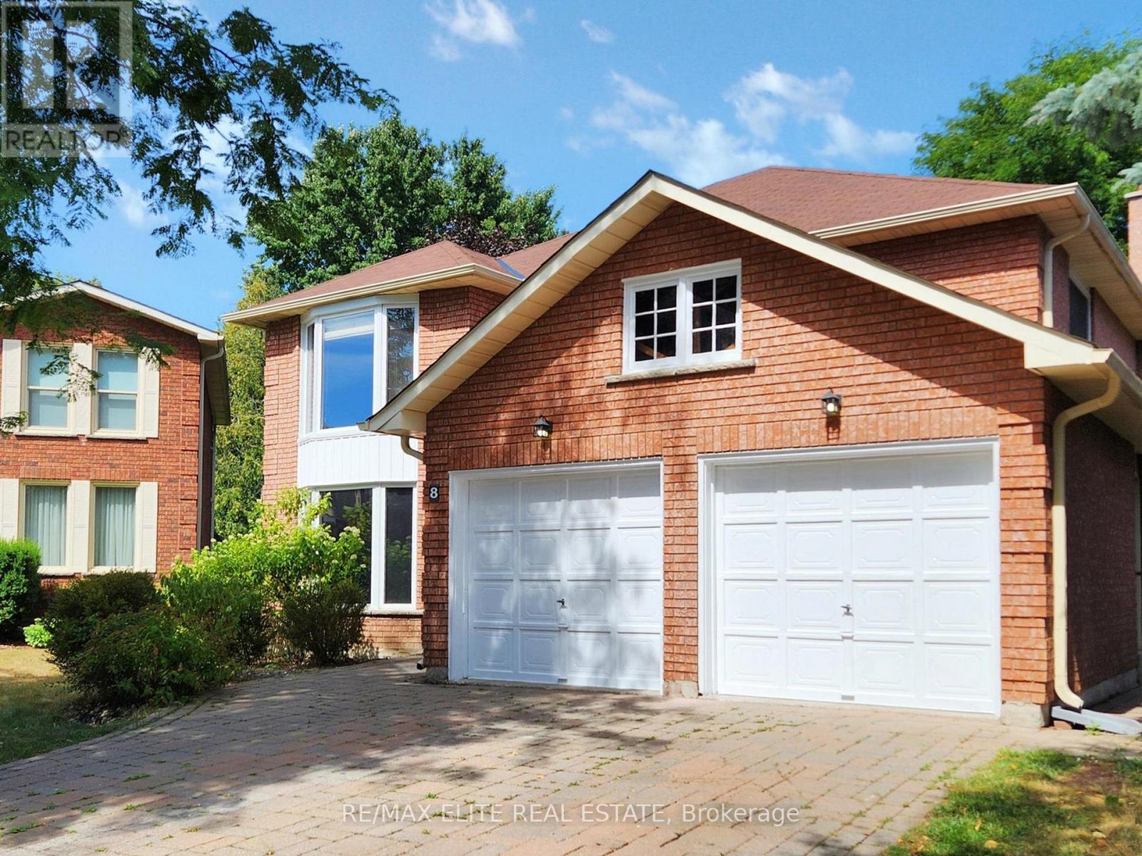 Photo 43 of 8 Millpond Place, Markham ON