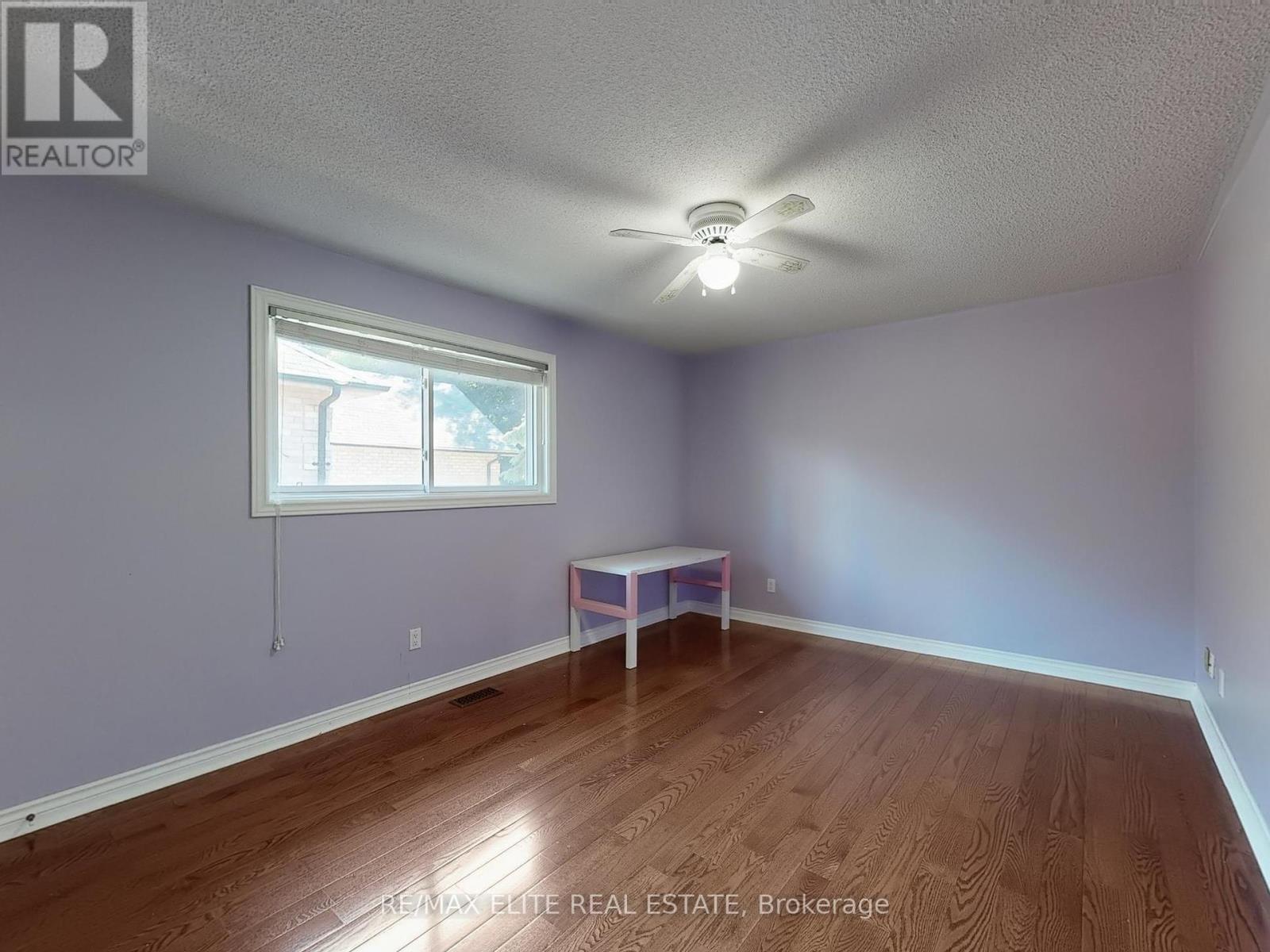 Photo 42 of 8 Millpond Place, Markham ON