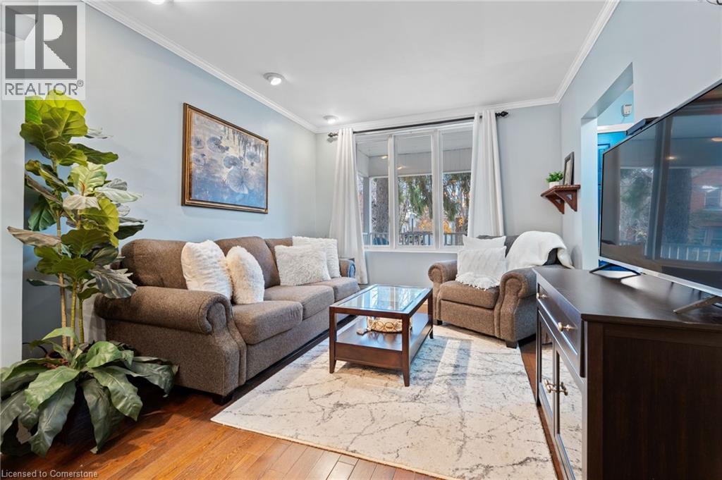 Photo 26 of 50 Alpine Avenue, Hamilton ON