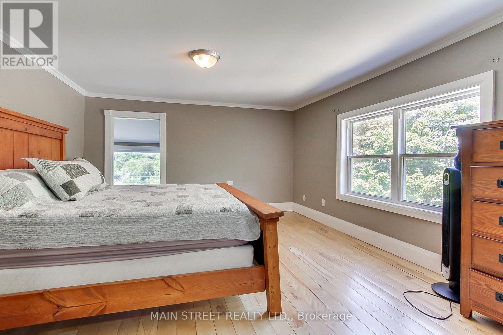 Photo 17 of 315 Cotter Street, Newmarket ON