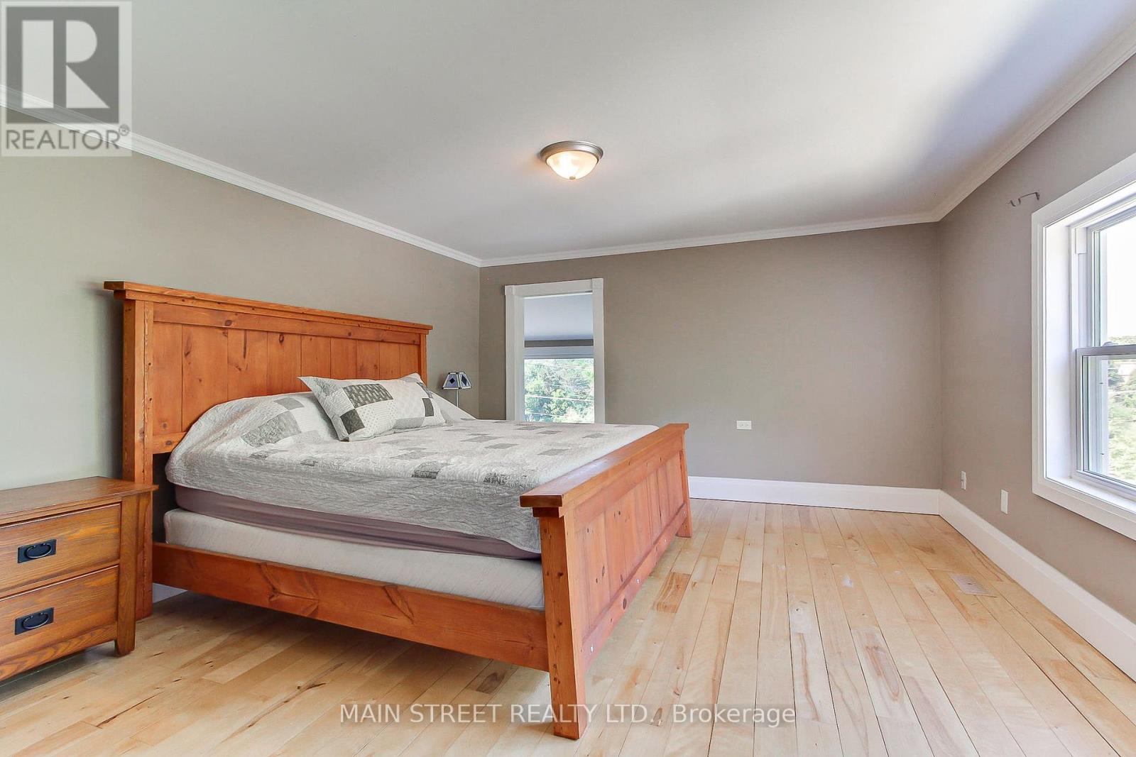 Photo 18 of 315 Cotter Street, Newmarket ON