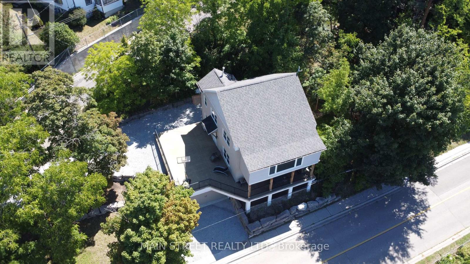 Photo 38 of 315 Cotter Street, Newmarket ON