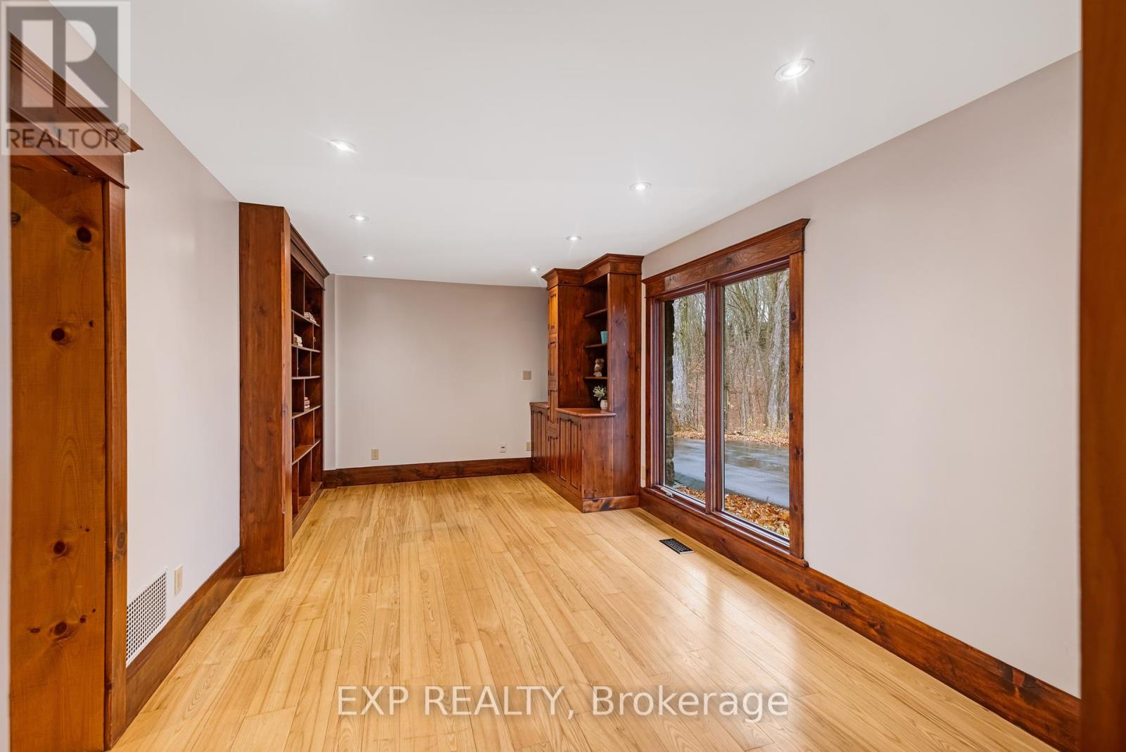 Photo 37 of 18340 Bathurst Street, King ON