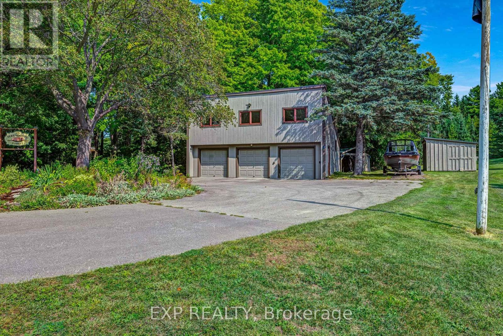 Photo 5 of 18340 Bathurst Street, King ON