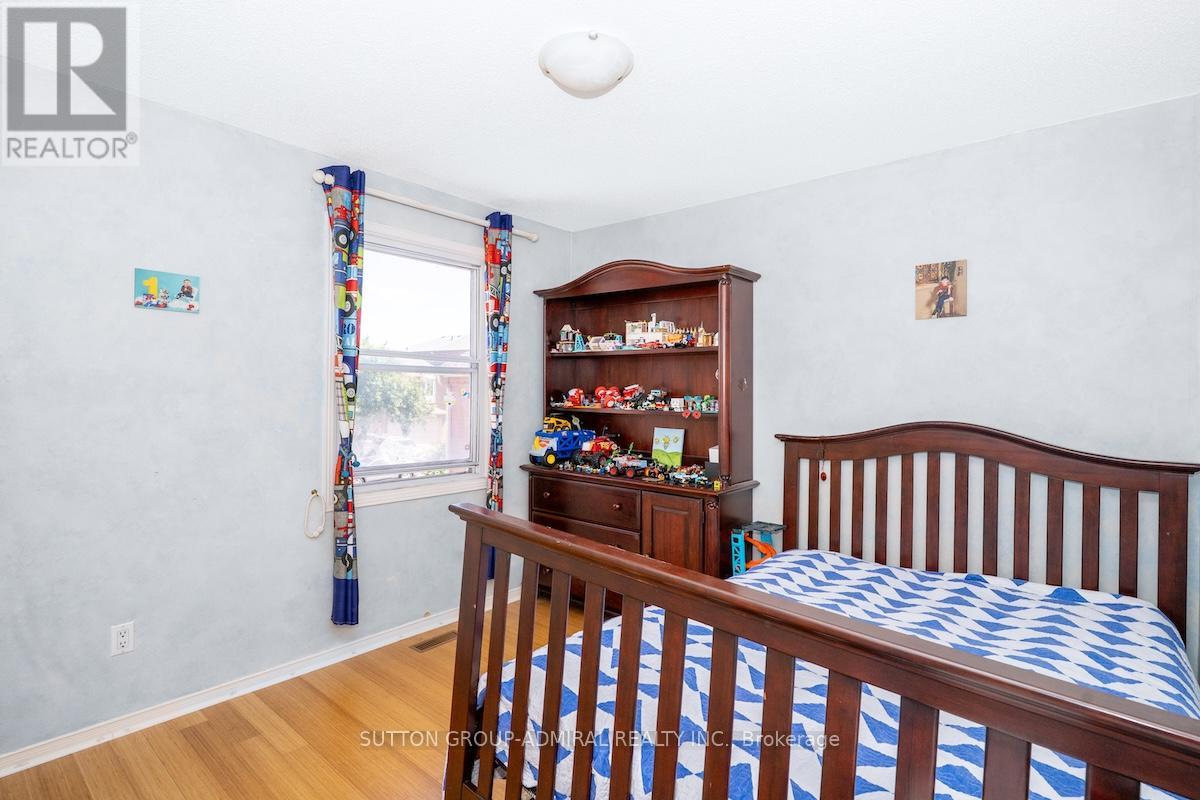Photo 21 of 85 Glen Crescent, Vaughan ON