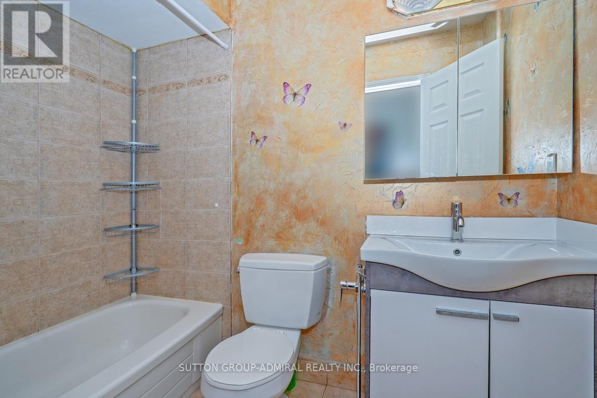 Photo 22 of 85 Glen Crescent, Vaughan ON