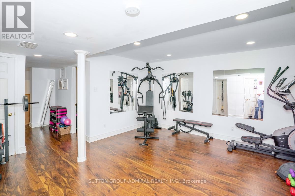 Photo 25 of 85 Glen Crescent, Vaughan ON
