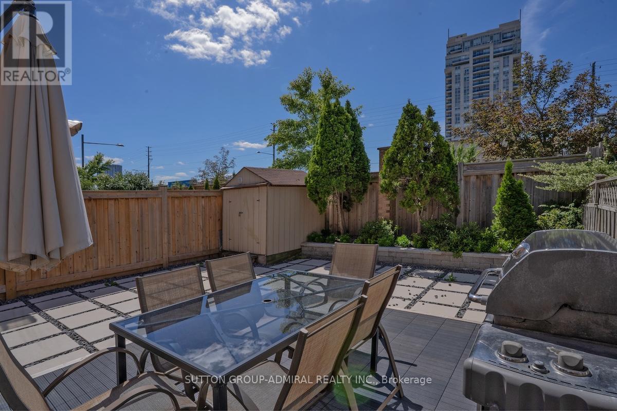 Photo 31 of 85 Glen Crescent, Vaughan ON