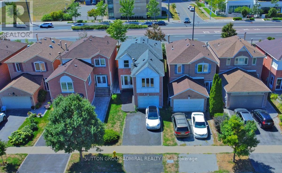 Photo 37 of 85 Glen Crescent, Vaughan ON