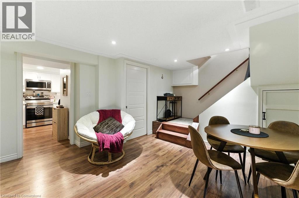 Photo 10 of 90 Toby Crescent Unit Lower, Hamilton ON