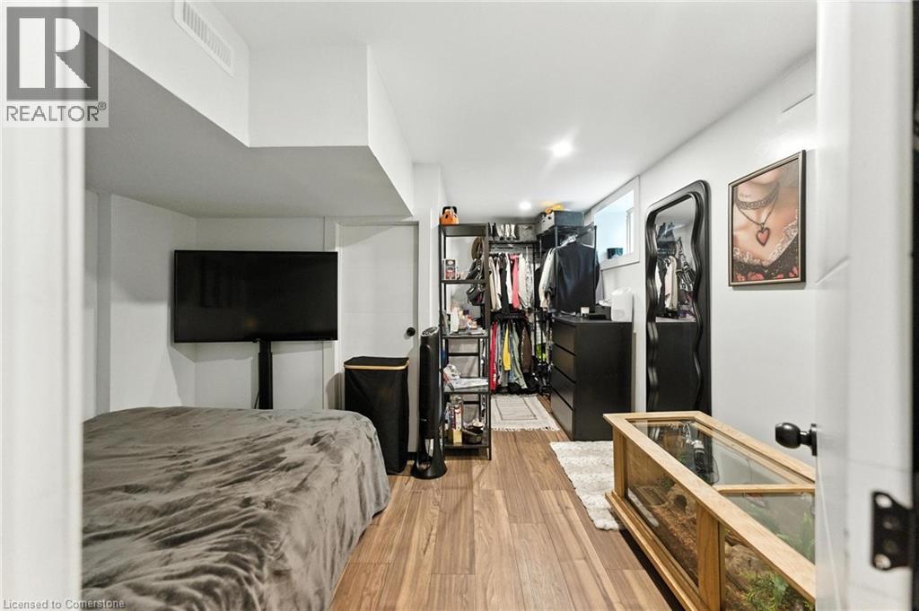 Photo 2 of 90 Toby Crescent Unit Lower, Hamilton ON