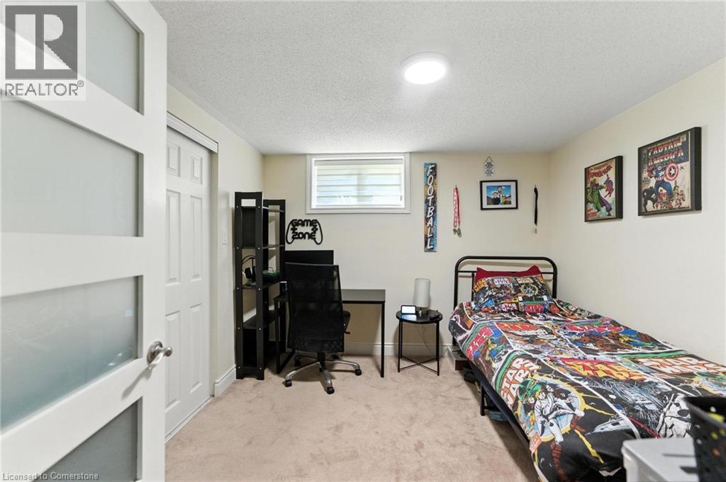 Photo 3 of 90 Toby Crescent Unit Lower, Hamilton ON